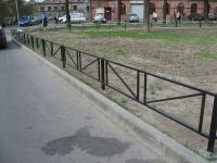 Газонное ограждение из профильной трубы
